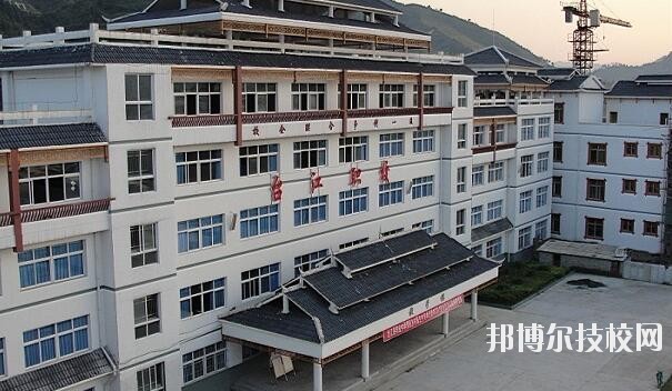 台江中等职业学校2020年招生办联系电话