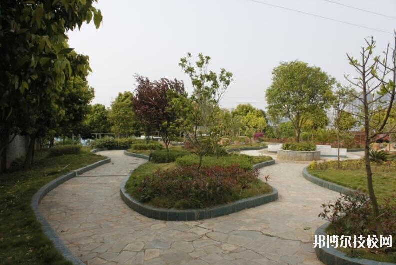 贵州兴仁民族职业技术学校地址在哪里