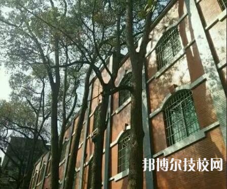 重庆商务高级技工学校地址在哪里