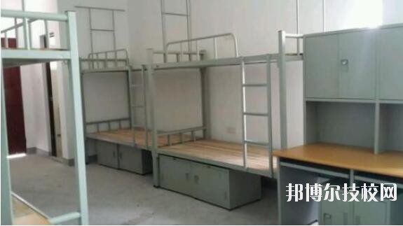 普安中等职业学校2020年宿舍条件