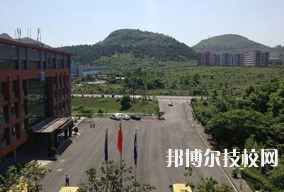 荆州机械电子工业学校网站网址