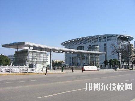 江汉油田职业技术学校2020年有哪些专业