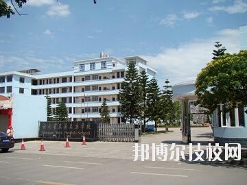 云南玉溪卫生学校2020年招生办联系电话