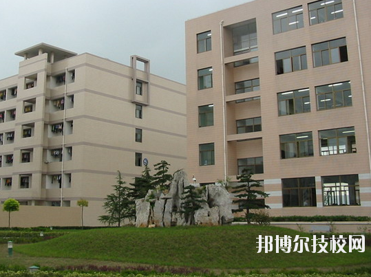 江苏如皋中等专业学校2020年有哪些专业