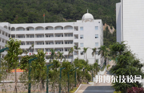 汕头技师学院