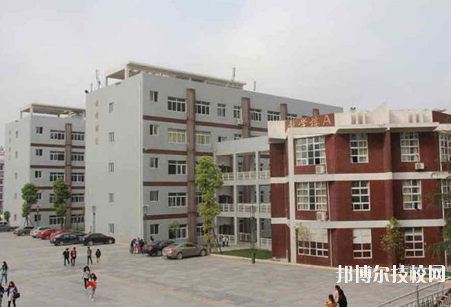 重庆黔江区民族职业教育中心2020年有哪些专业