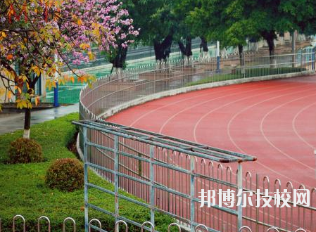 广州轻工技师学院