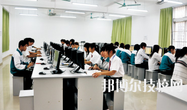 景泰县京华职业中学2020年学费、收费多少
