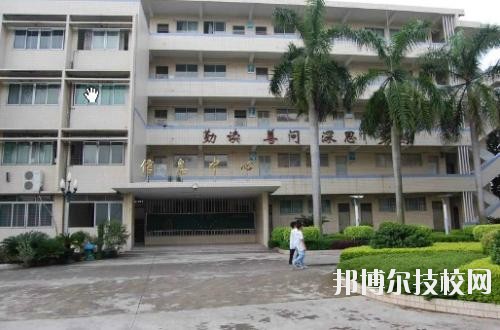 成都财政贸易学校2020年招生办联系电话