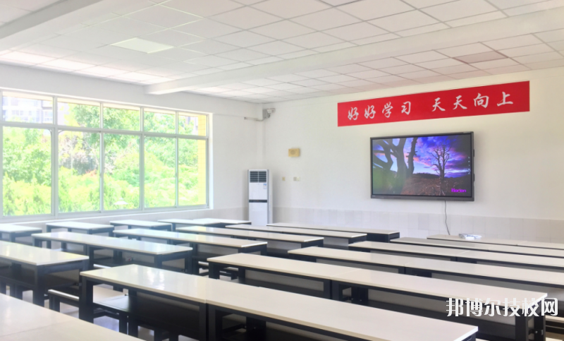 长沙博雅职业中等专业学校2023年招生办联系电话