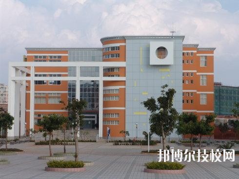 蒙自职业高级中学怎么样、好不好