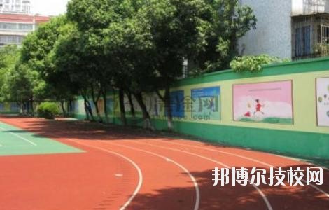 乐至回澜职业中学学校怎么样