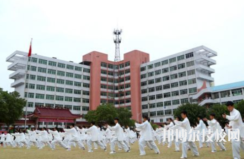 广东连州卫生学校8