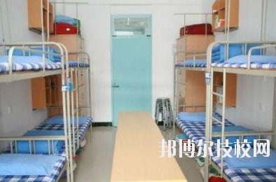 重庆风景园林技工学校2020年宿舍条件