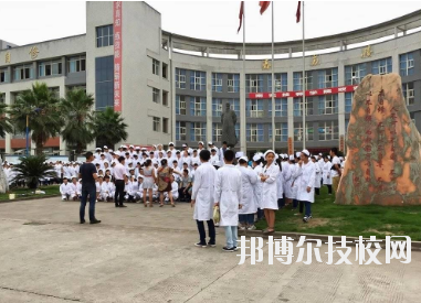 南充邮电工业职业学校2020年招生办联系电话