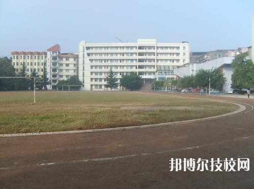 巴中师范学校2020年招生办联系电话