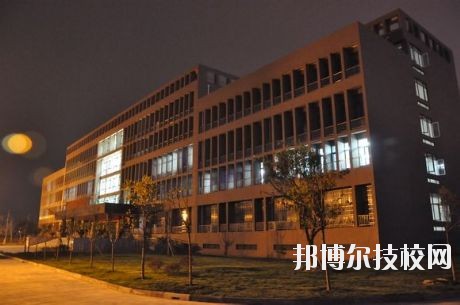 德阳安装技师学院2020年招生简章