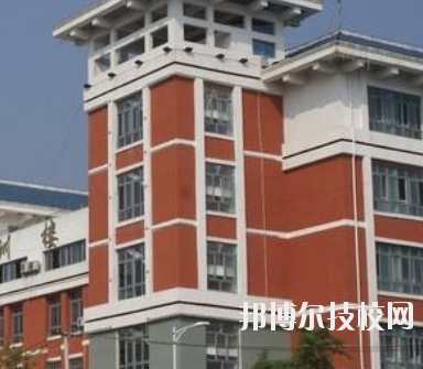 重庆巫山师范学校2020年招生办联系电话