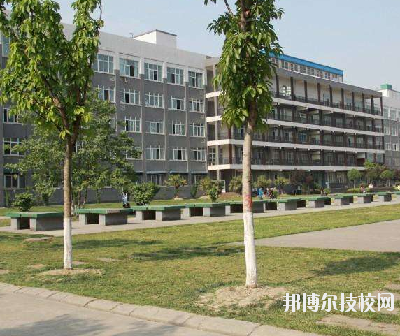 重庆纺织技工学校2020年报名条件、招生要求、招生对象