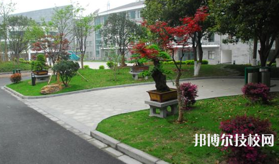杭州第一技师学院2021年学费、收费多少