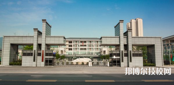 重庆城市建设高级技工学校怎么样、好不好