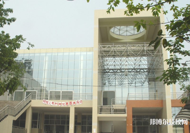 重庆工业学校2022年招生录取分数线