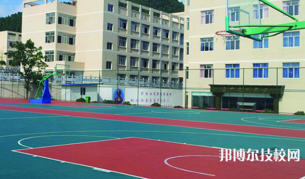 铜仁碧江中等职业学校2021年学费、收费多少