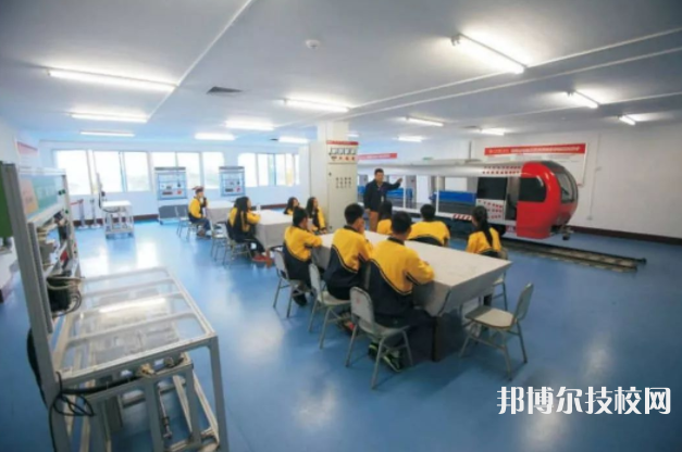 四川仪表工业学校2022年报名条件、招生要求、招生对象