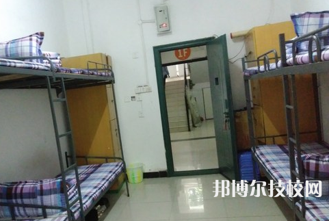 重庆工贸技师学院2022年宿舍条件