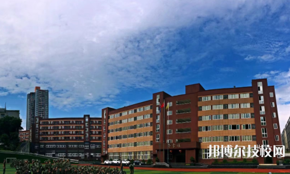 重庆工业管理职业学校网站网址