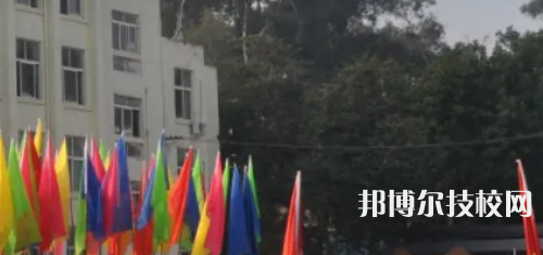 攀枝花电子科技学校2021年招生办联系电话