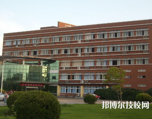 咸阳渭城区高级职业中学2023年报名条件、招生要求、招生对象
