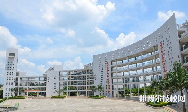 石家庄新世纪中等专业学校怎么样、好不好