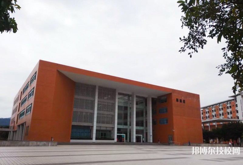 桂林风帆旅游学校2023年网站网址