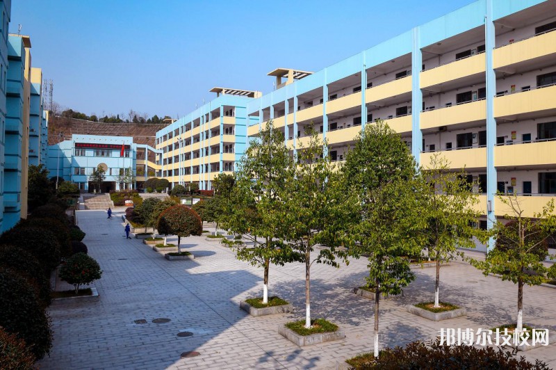 玉林华港中等职业技术学校2023年招生简章