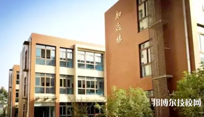云南商务信息工程学校2022年招生办联系电话