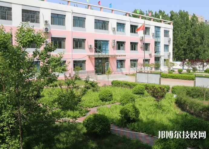 丽江民族中等专业学校2023年学费、收费多少