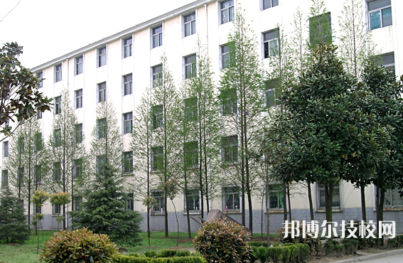 丽江民族中等专业学校2023年报名条件、招生要求、招生对象
