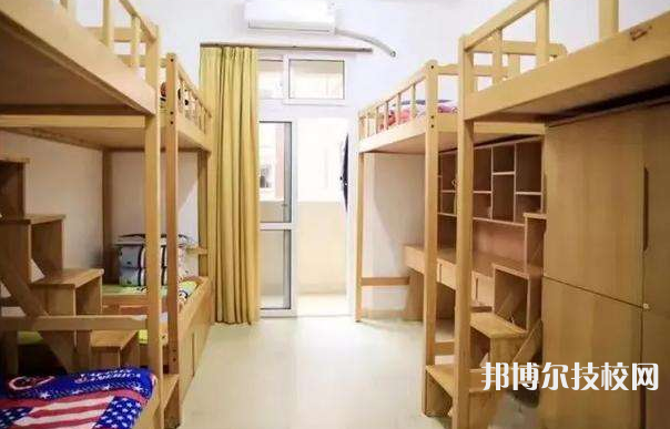 丽江民族中等专业学校2023年宿舍条件
