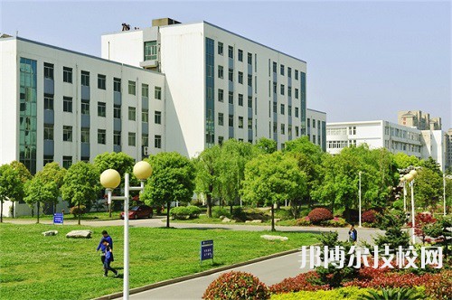 扬州高等职业技术学校网站网址