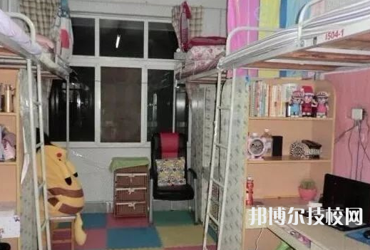 重庆酉阳县职业教育中心2022年宿舍条件