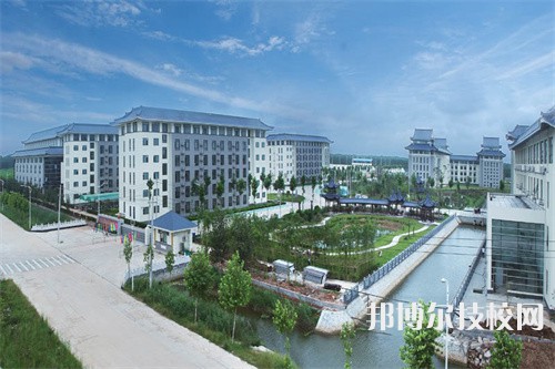 江苏省灌南中等专业学校2022年学费、收费多少