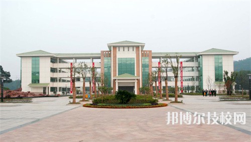 镇江高等职业技术学校2022年招生办联系电话