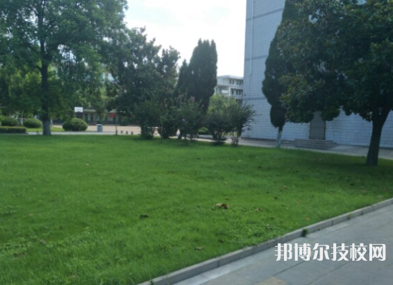 云南监狱管理局技工学校2023年招办联系电话