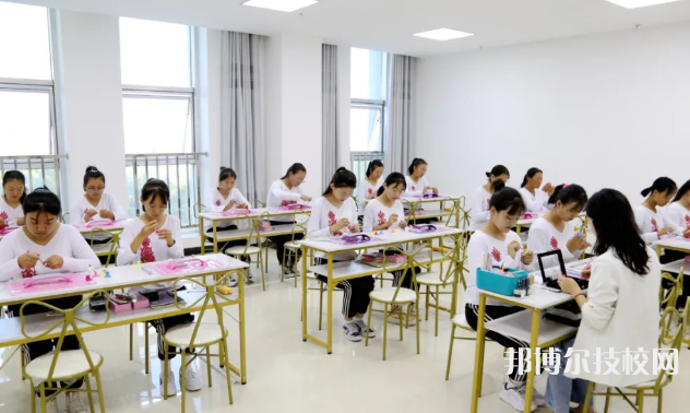 金塔汽车修理中等专业学校2022年报名条件、招生要求、招生对象 