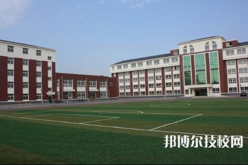 辛集市第二职业技术学校2022年招生办联系电话