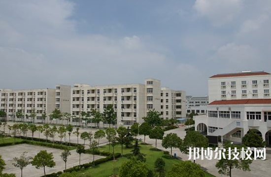 贵州2022年初中毕业可以考什么中专学校