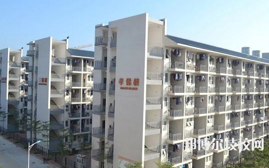 贵州2022年不想上中专学校
