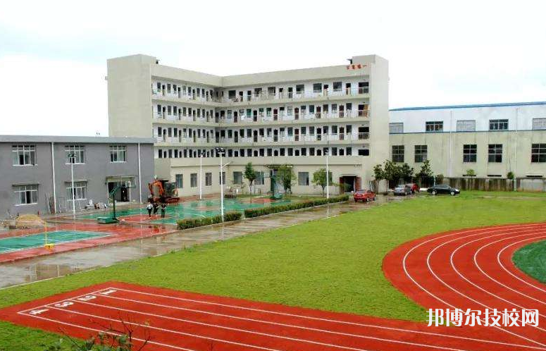 贵州2022年读中专学校需要什么条件