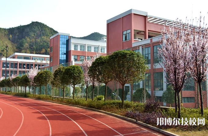 贵州2022年中专学校录取分数线